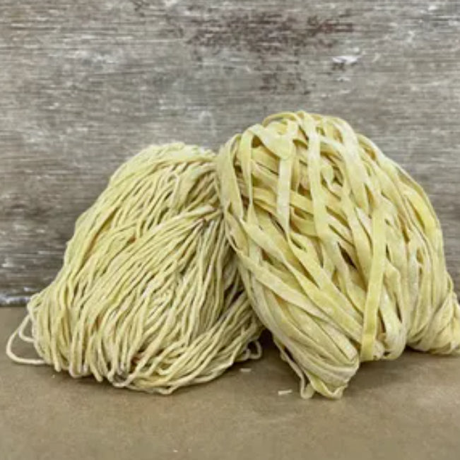 Hong Kong Whole Egg Noodles used by Michelin Mak Mun Kee Jordan | 香港鐘華記全蛋生面 (米芝蓮麥文記御用)4pcs
