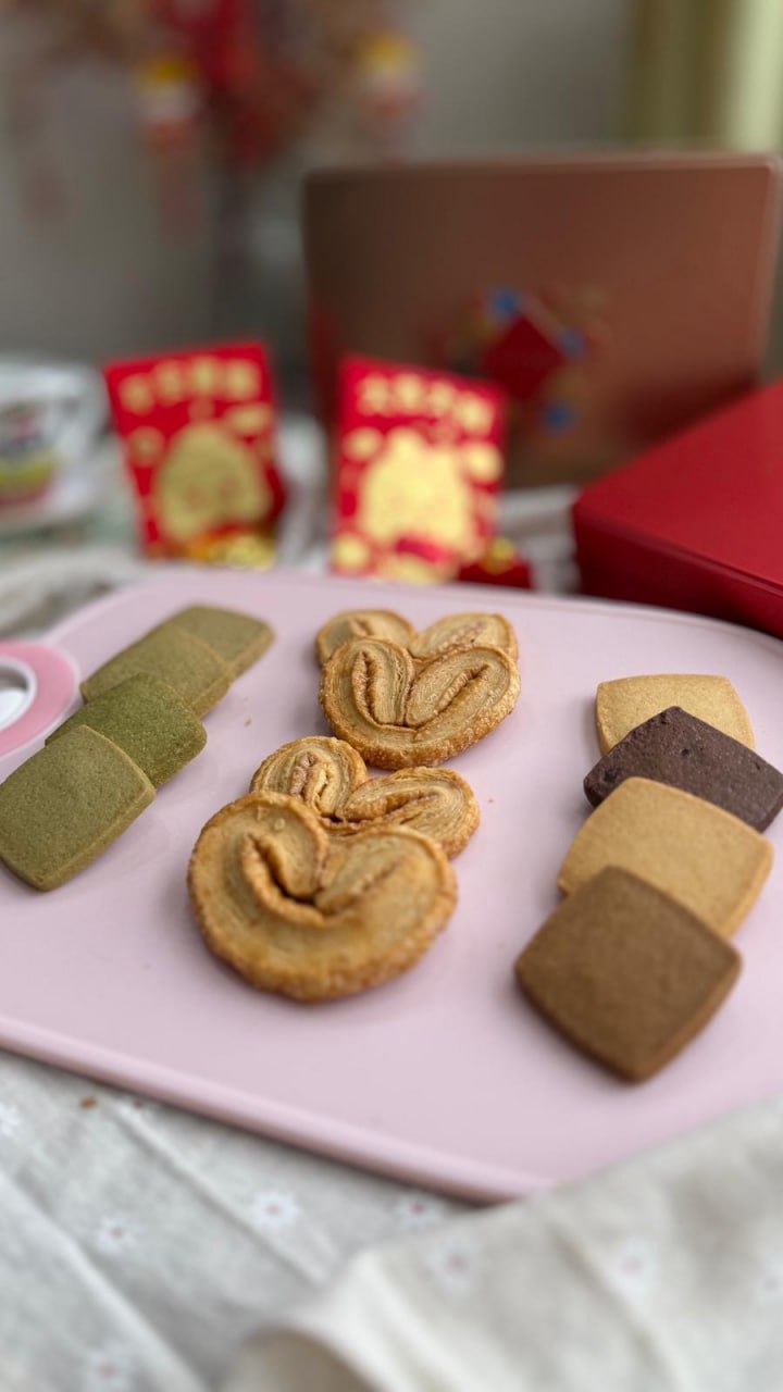 WING WAH Hong Kong CNY Pastries 香港榮華曲奇/蝴蝶酥